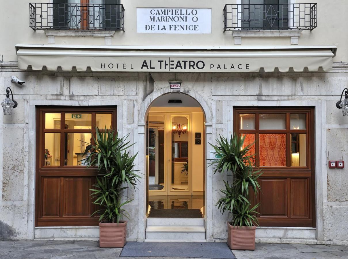 Al Theatro Palace Venedig Exterior foto