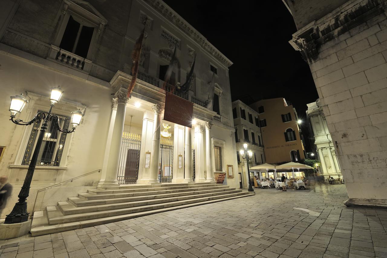 Al Theatro Palace Venedig Exterior foto