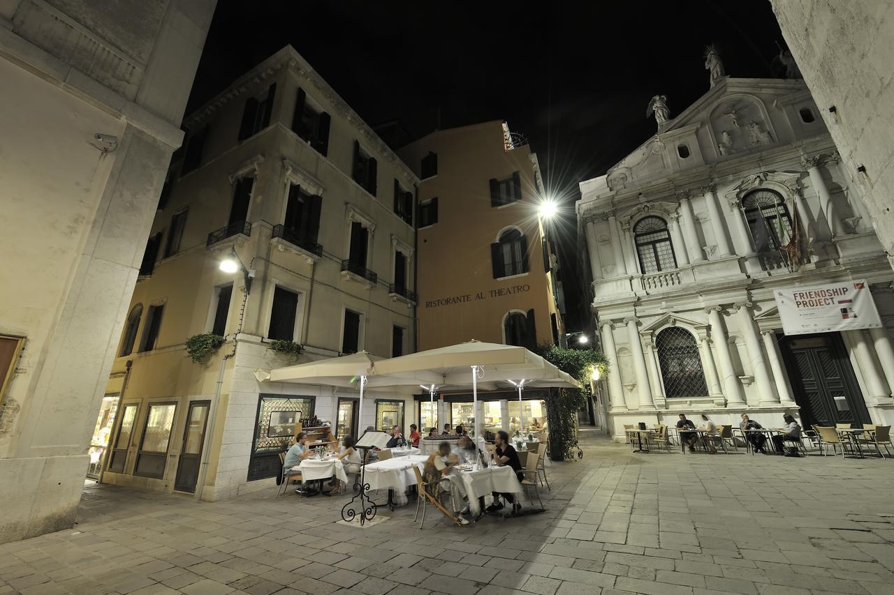 Al Theatro Palace Venedig Exterior foto